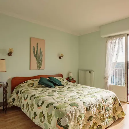 Duplex De Caractere 4 Avec Balcon, Pres Du Centre Et Des Commerces, Parking Inclus - Fr-1-4-526 דירה *